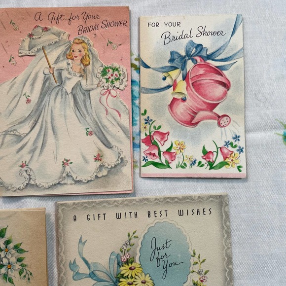 Lot of Kitsch Shower Cards and Wedding Cards - Picture 9 of 10